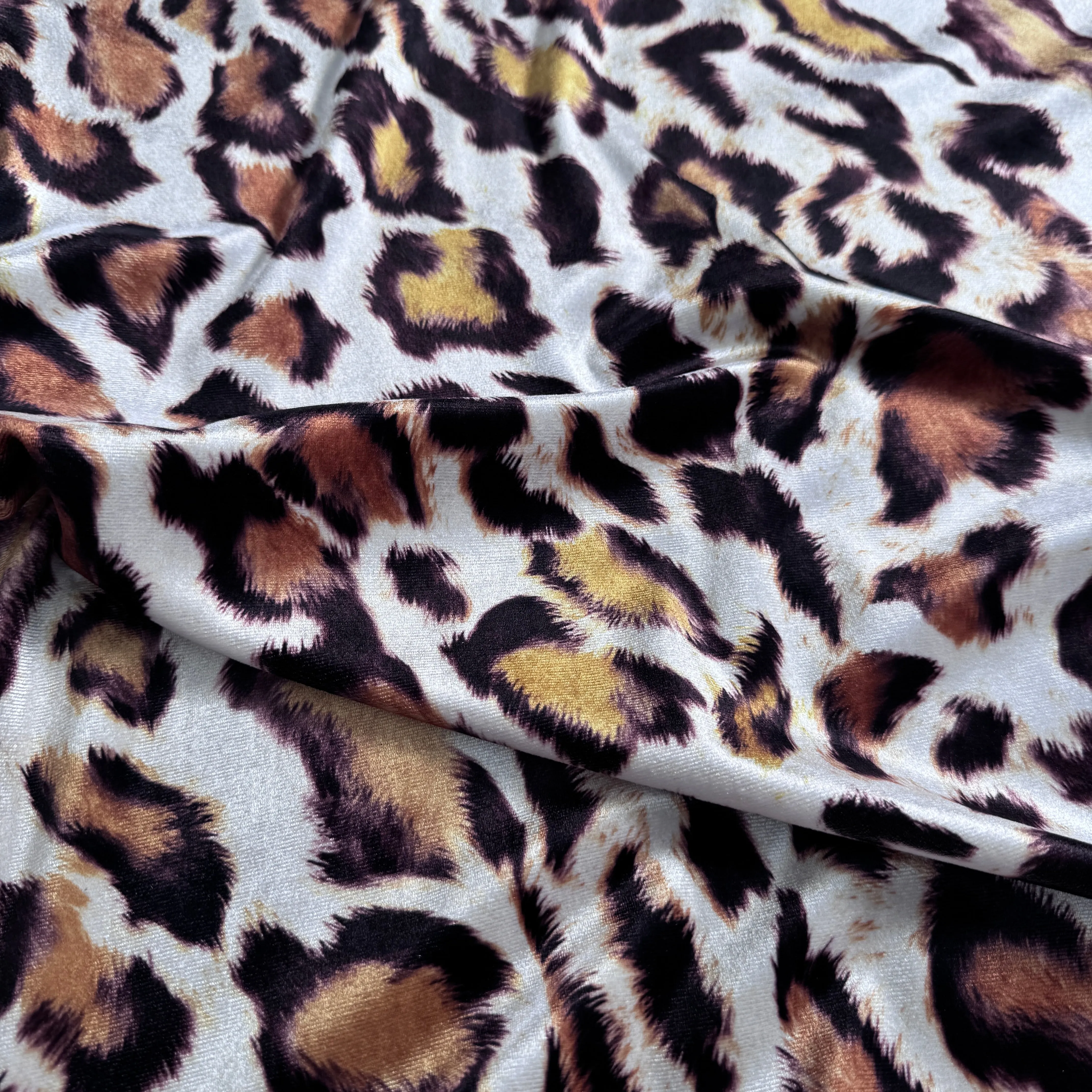 FS1264 Leopard Skin Velvet Stretch Knit Fabric